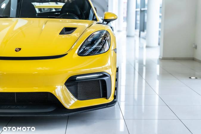 Porsche 718 Cayman GPF GT4 RS PDK - 23