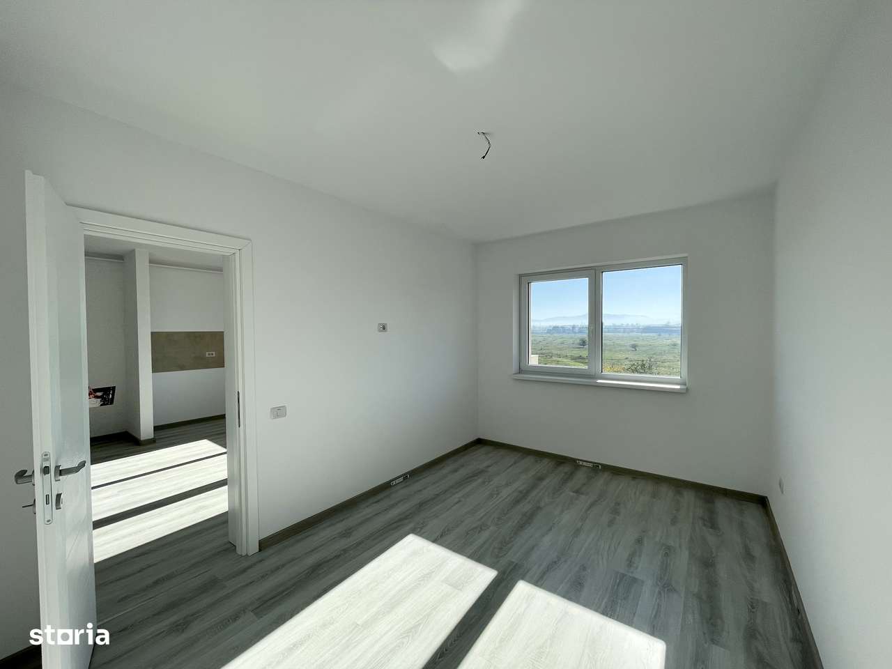 Studio 49mp, etaj 2, 80 360 euro, parcare inclusa, Subcetate City2.-3