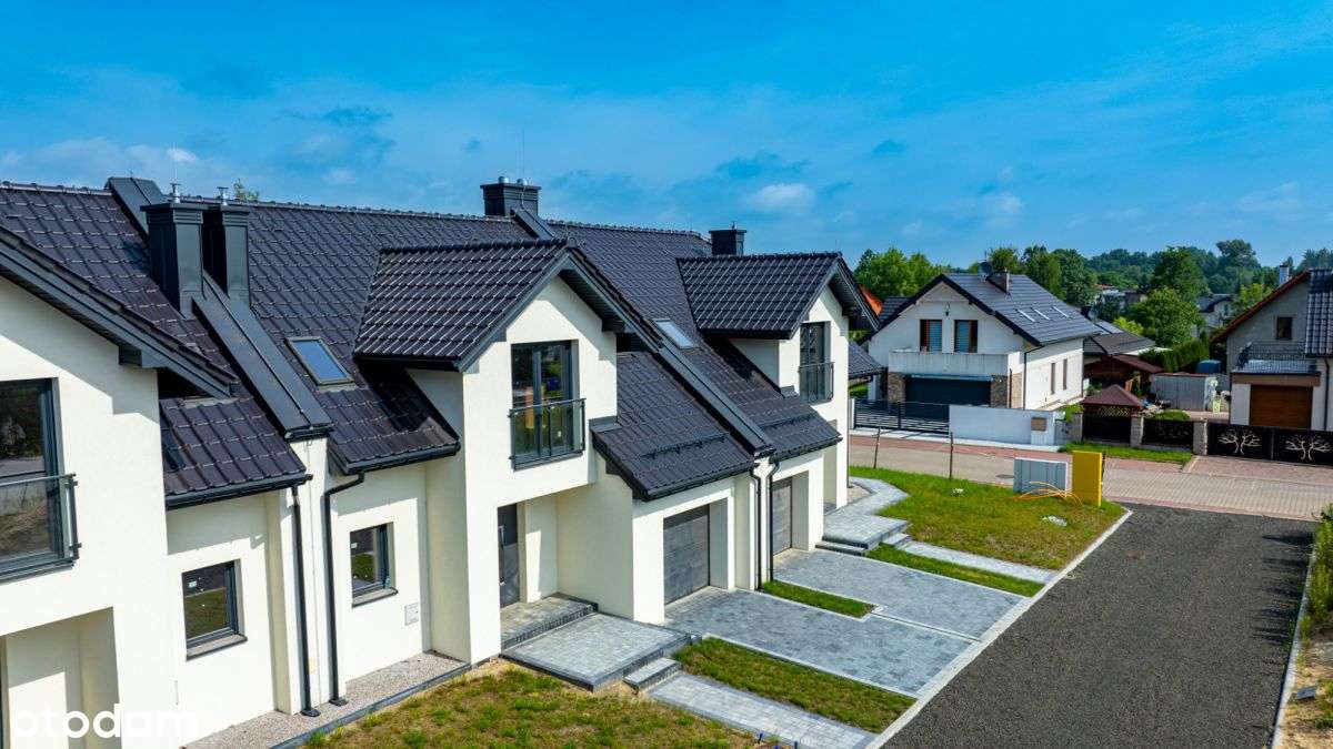 Dom W Zabudowie Szeregowej Z Garażem - Pełny obrazek: 4/17