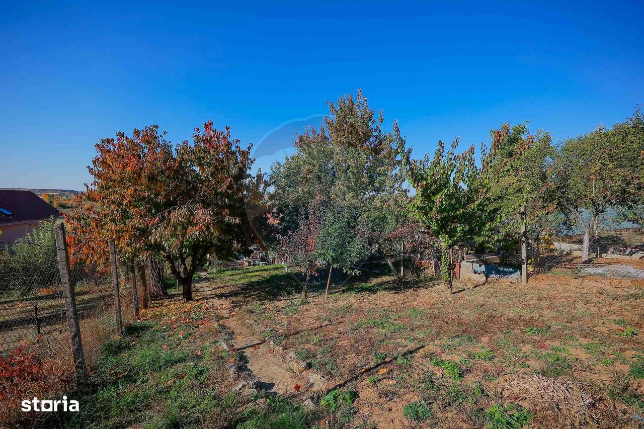 De vânzare casă cu 2 camere și teren 472 mp, Str Valea Frumoasă-13