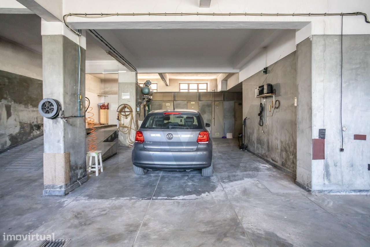 Apartamento T3 no Laranjeiro, Almada – Potencial Único e Localização P-28
