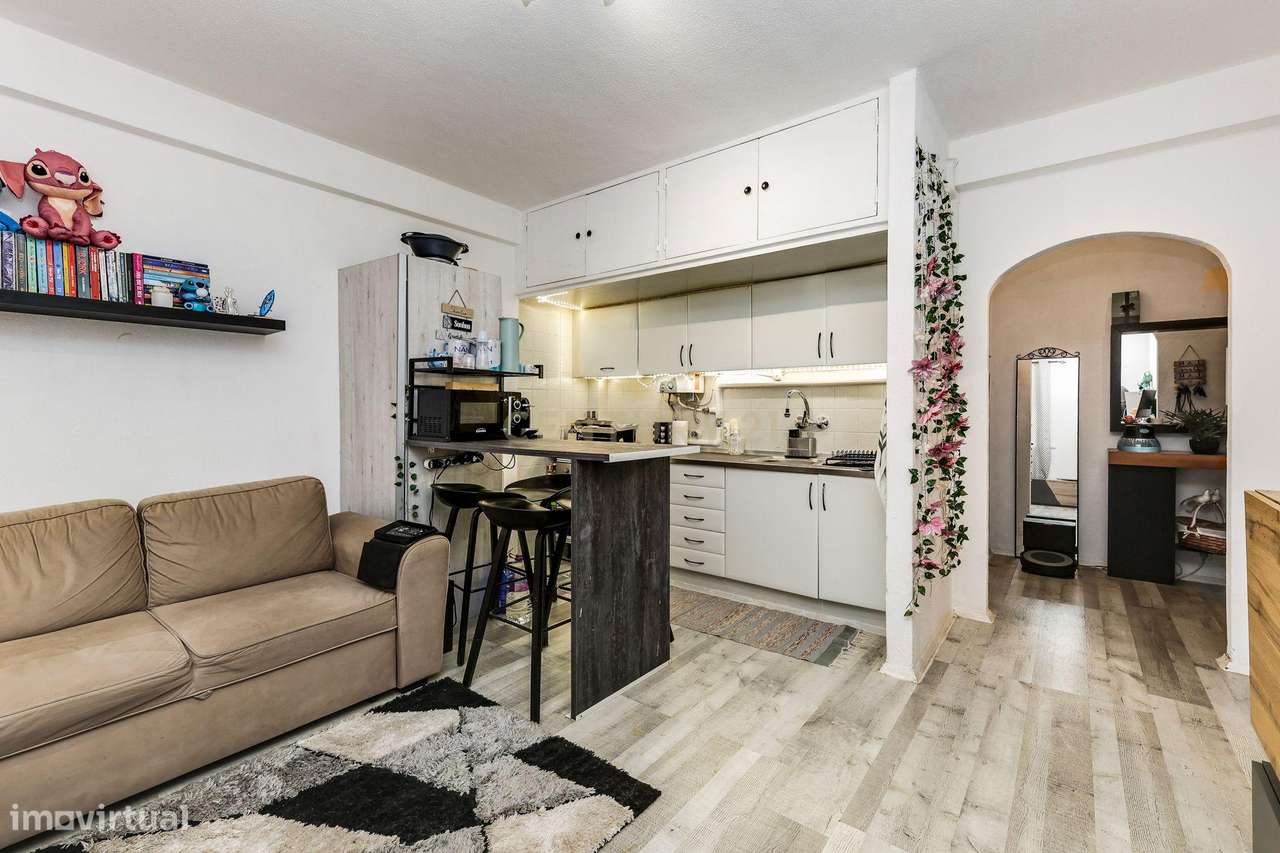 Apartamento T1 em Agualva e Mira Sintra-10