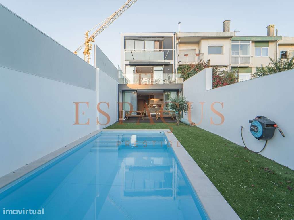 Moradia T3 Geminada com piscina - Serralves-11