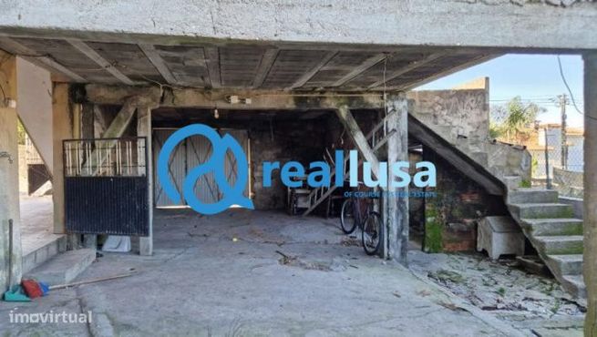 Moradia T3 Outiz Vila Nova de Famalicão Retoma de banco-5
