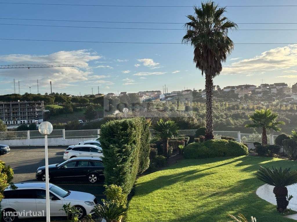 Apartamento Duplex T3+1 em Condomínio Fechado com piscina.-37