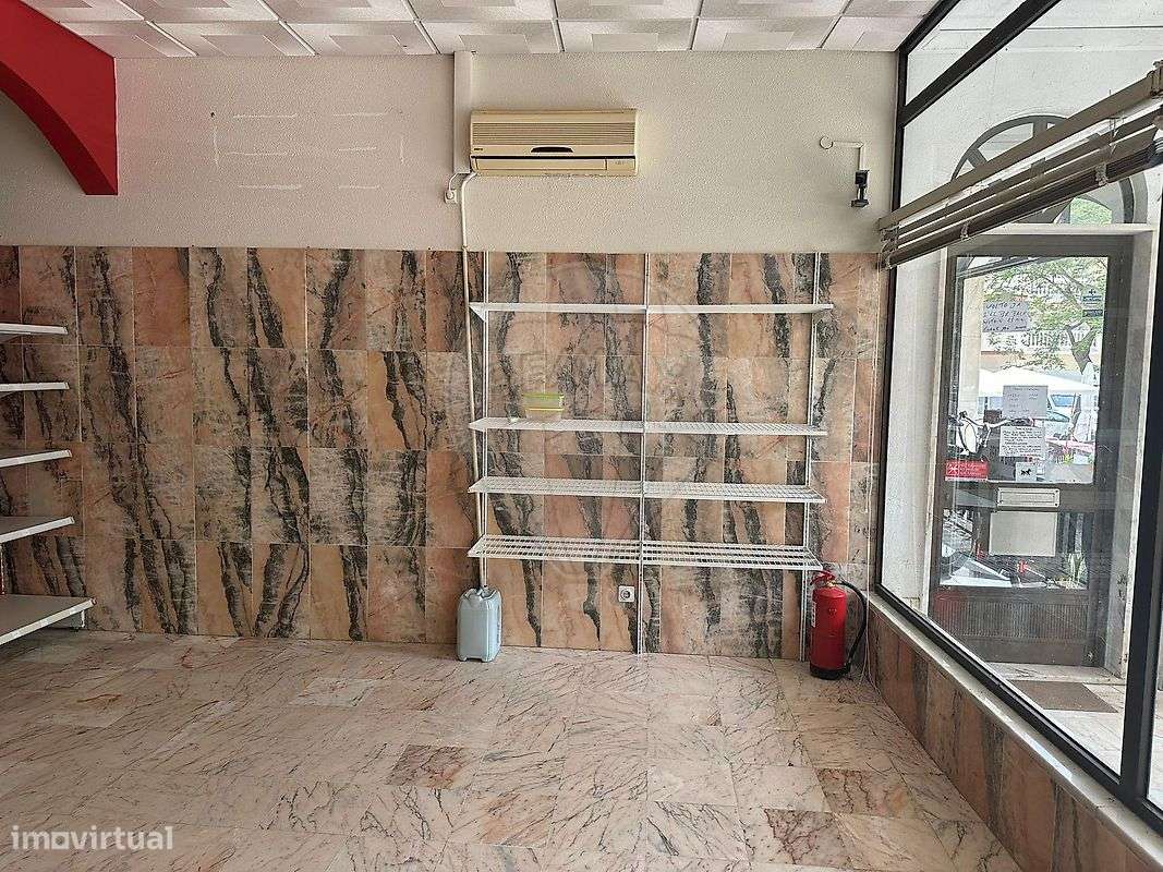 Loja  para arrendamento - Grande imagem: 2/6