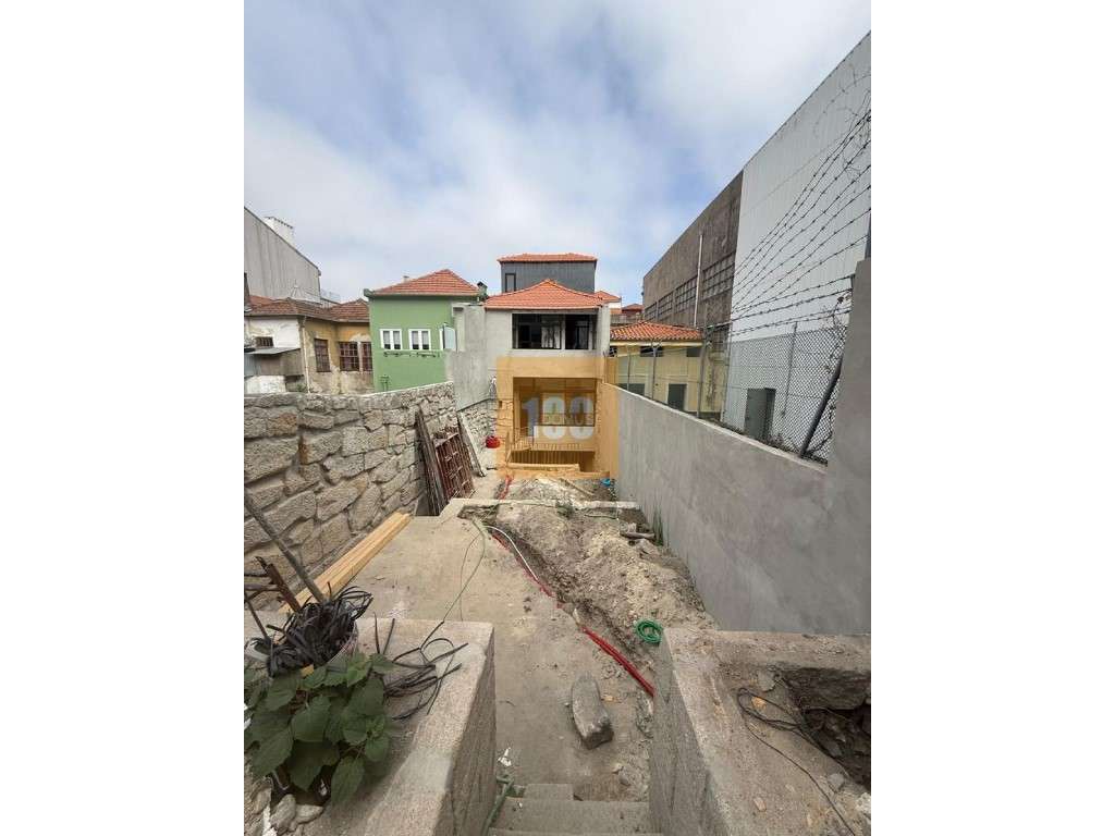 T0 novo com jardim no Bonfim-20