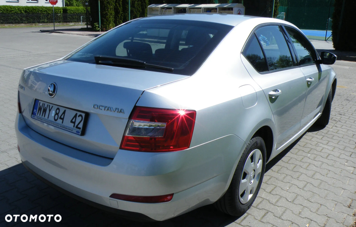 Skoda Octavia 1.6 TDI Active - 4