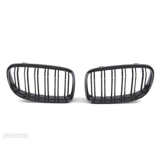 GRELHAS DUPLAS FRONTAIS PARA BMW E90 LCI 08-12 PRETO BRILHANTE - 2