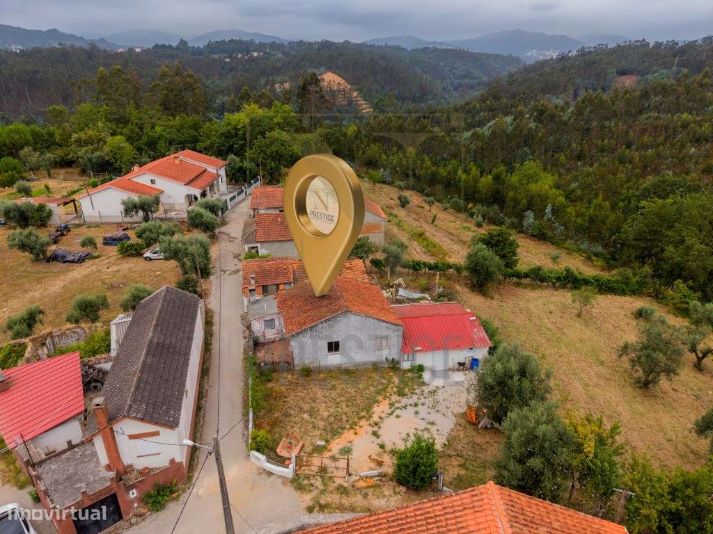 Moradia T3 em Vila Nova de Poiares-31