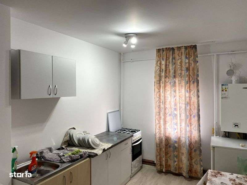 Apartament de închiriat, 2 camere Craiovita (Materna) - Imagine principală: 5/8