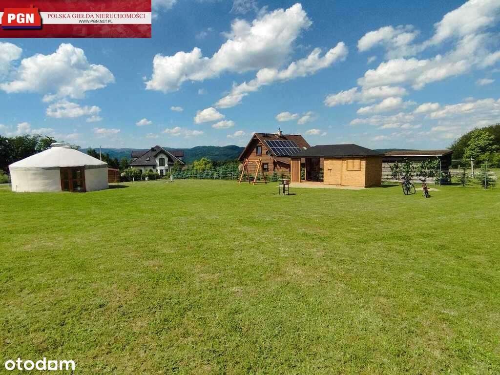 Atrakcyjna działka z jurtą w sercu Kotliny-0