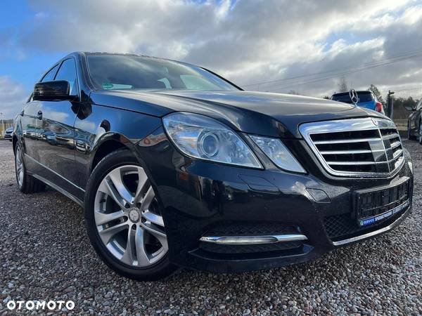 Mercedes-Benz Klasa E 250 T CDI DPF BlueEFFICIENCY Automatik Avantgarde - 2