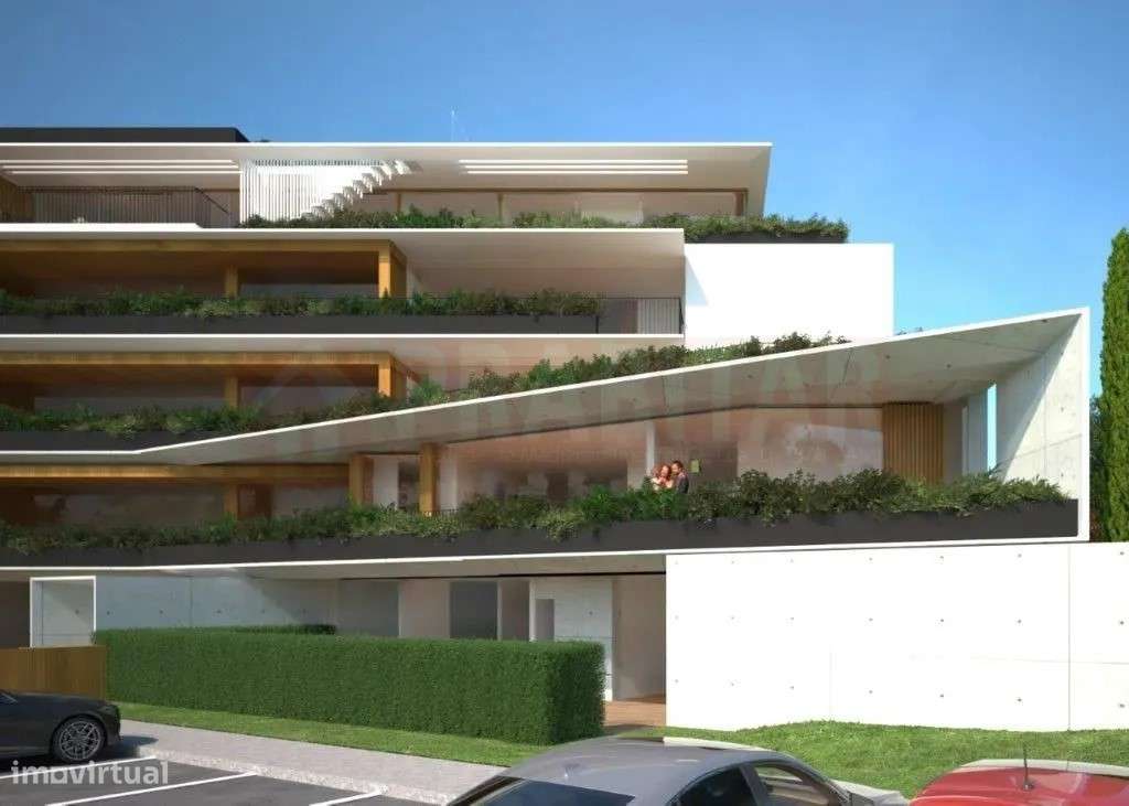 Em Santa Clara, T1 em Condomínio Fechado com Piscina e Jardim-8