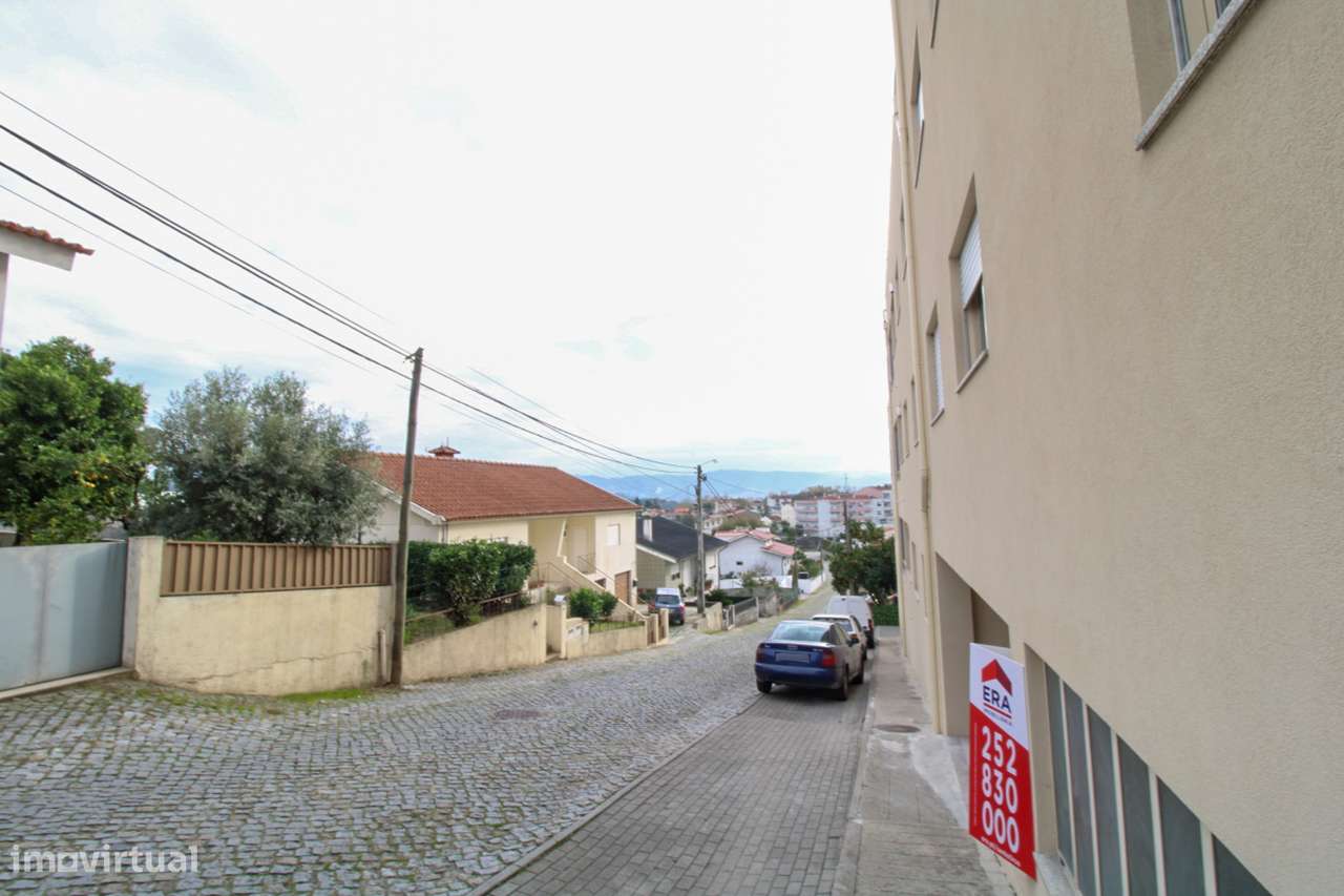 Armazém em Oliveira, Santo Tirso.-14