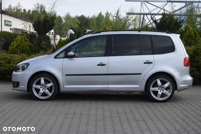 Volkswagen Touran 2.0 TDI BMT Comfortline DSG - 28