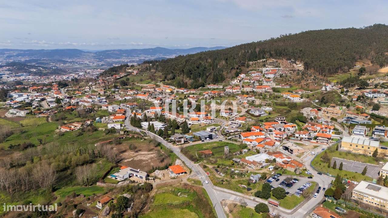 MORADIA T3 GEMINADA - NOVA-35