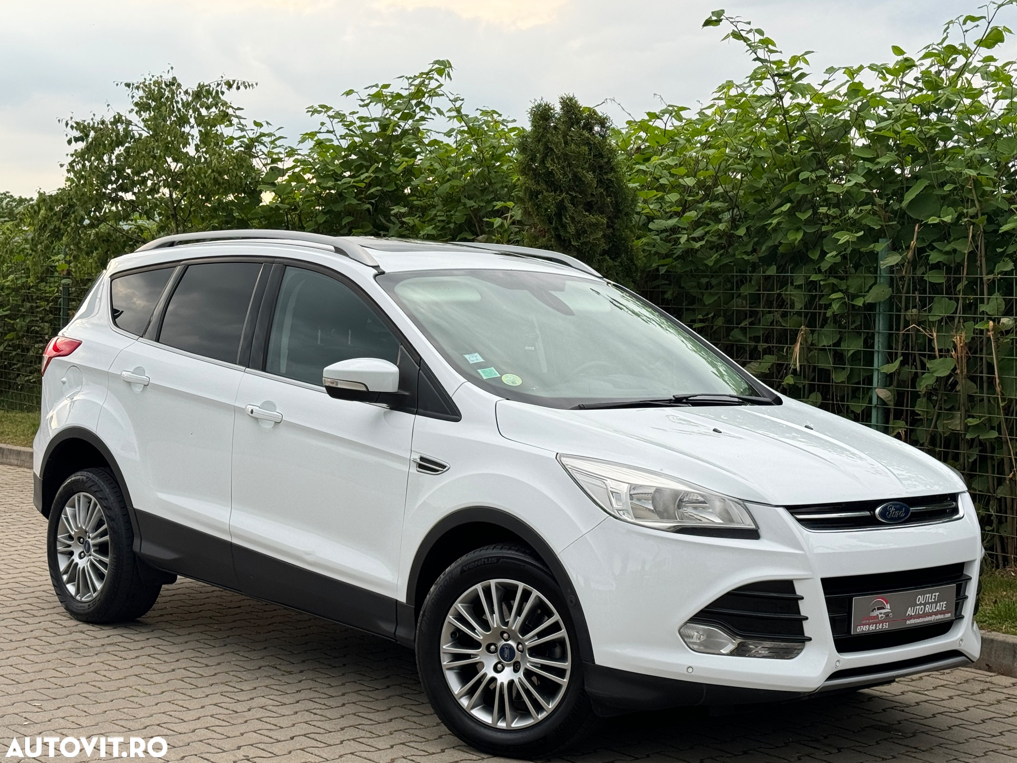 Ford Kuga 2.0 TDCi 2x4 Titanium - 20