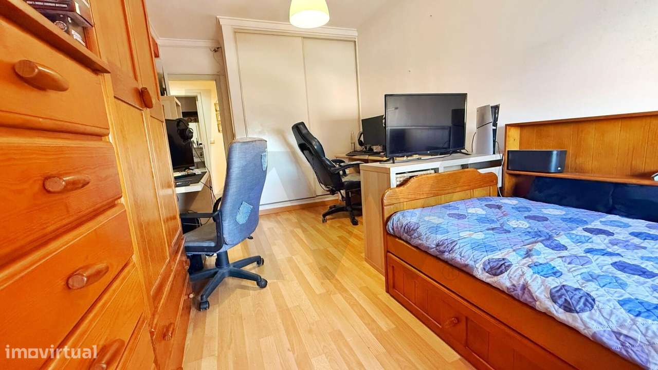 Excelente Apartamento T3 na quinta da marialva– Espaço, Conforto e Lum-15
