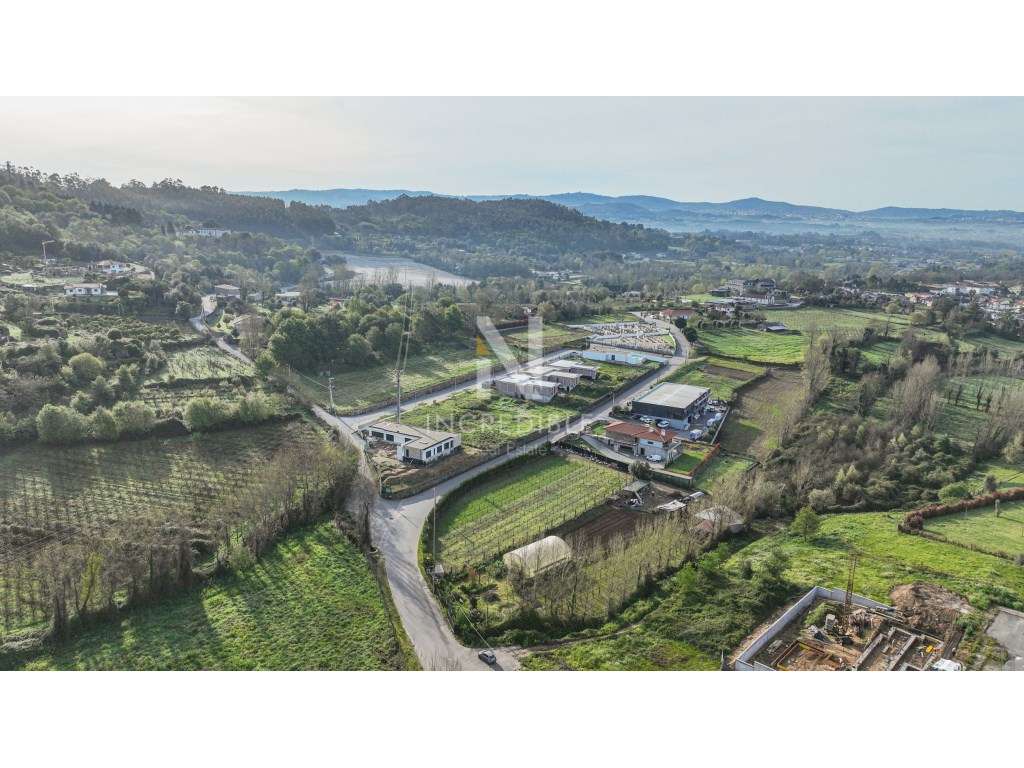 Terreno c/Projeto Aprovado para Moradia em Moure, Vila Verde-5