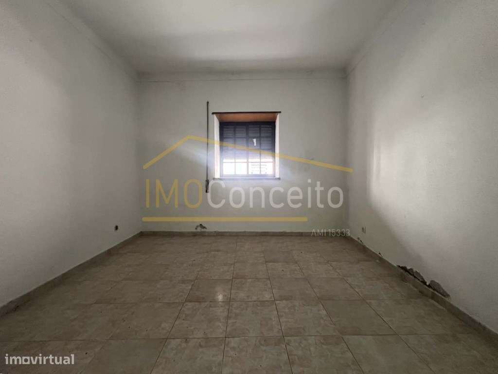 Moradia T2| Quintal| Carvoeiro| Maçao-9