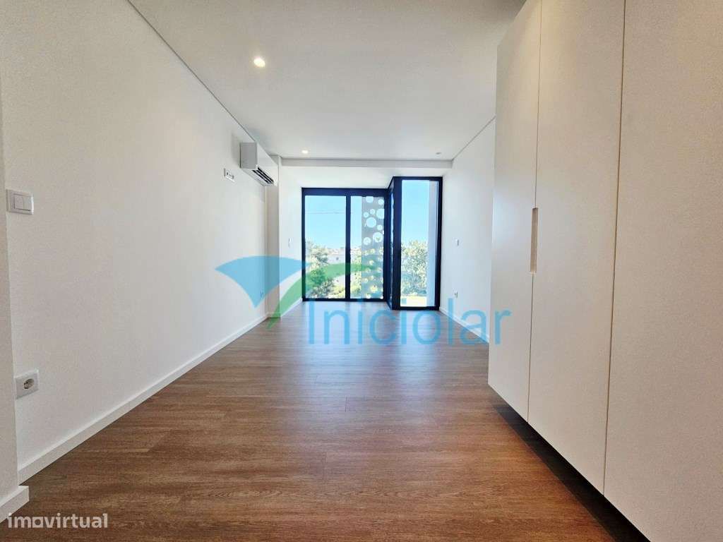 T3 Novo| 2 Suites| 2 Frentes| Garagem Fechada| Ultimo Para Venda-16