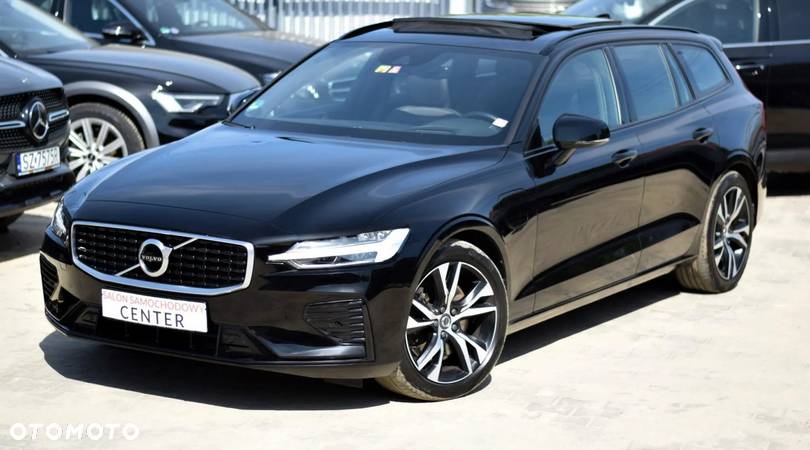 Volvo V60 T8 AWD Plug-In Hybrid R-Design - 2