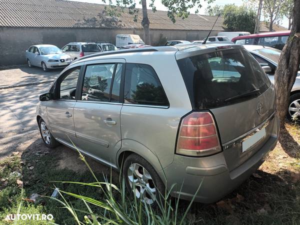 Dezmembrari  Opel ZAFIRA B  2005  > 0000 1.9 CDTI Motorina - 41