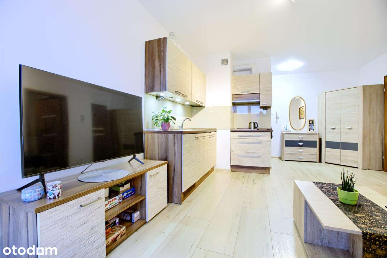 bez prowizji 2 pok. 2 pokoje // budynek z windą-1