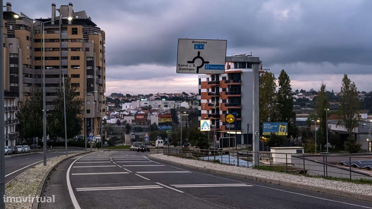 Hospital Veterinário de Referência à Venda no Centro de Santarém – Imó - Grande imagem: 2/60