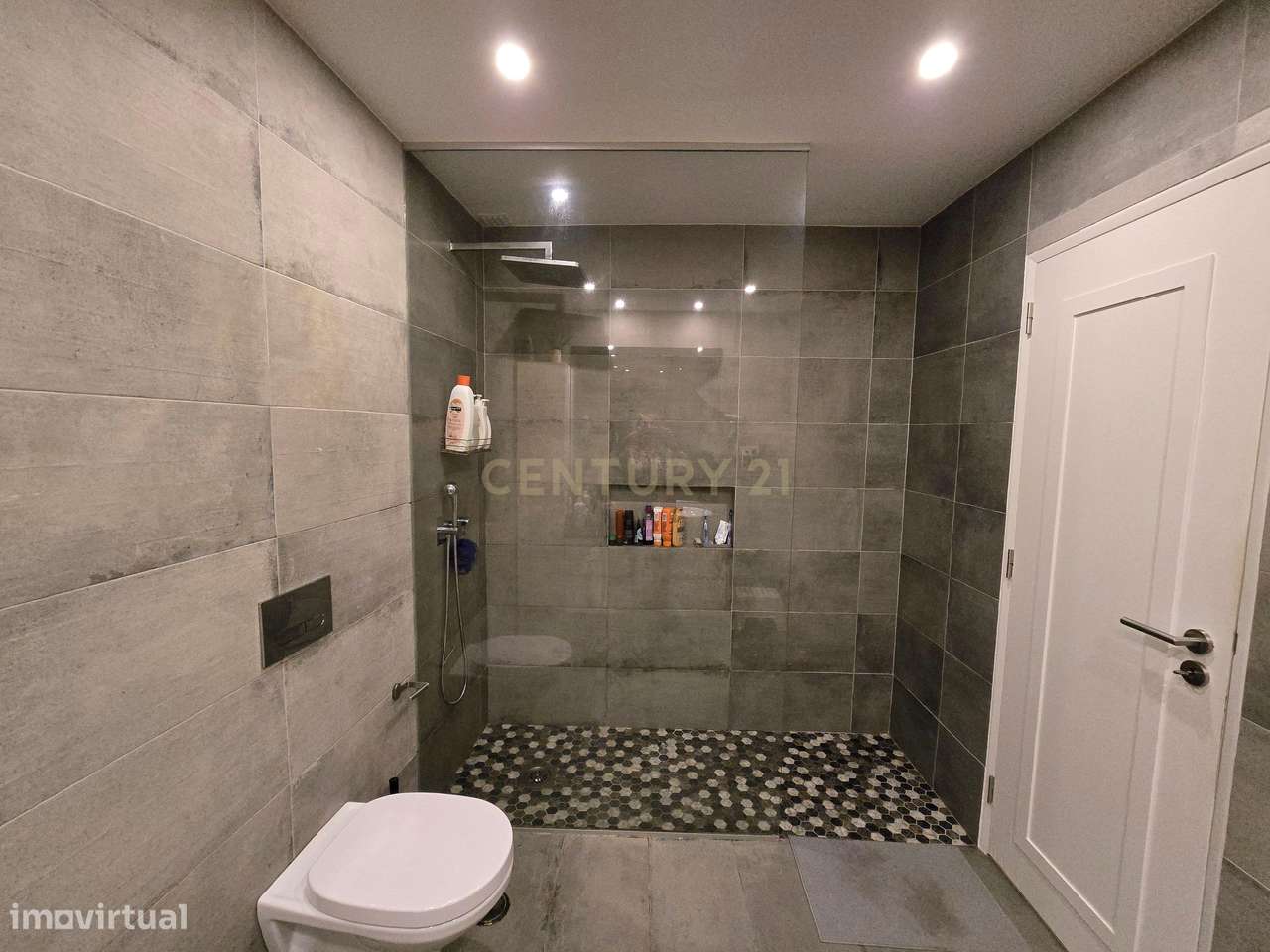 Apartamento T2 no Centro de Mem Martins-21