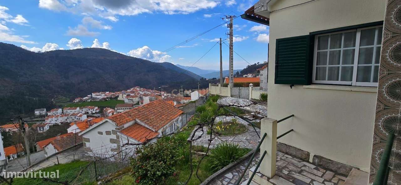 Moradia T3 na praia fluvial de Loriga, Seia, Serra da Estrela-9