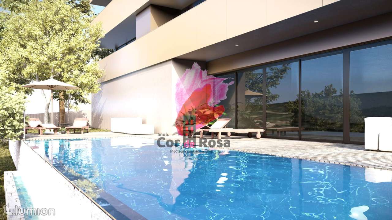 Novo T3+1 duplex último piso – a 2 minutos do centro - Grande imagem: 5/10