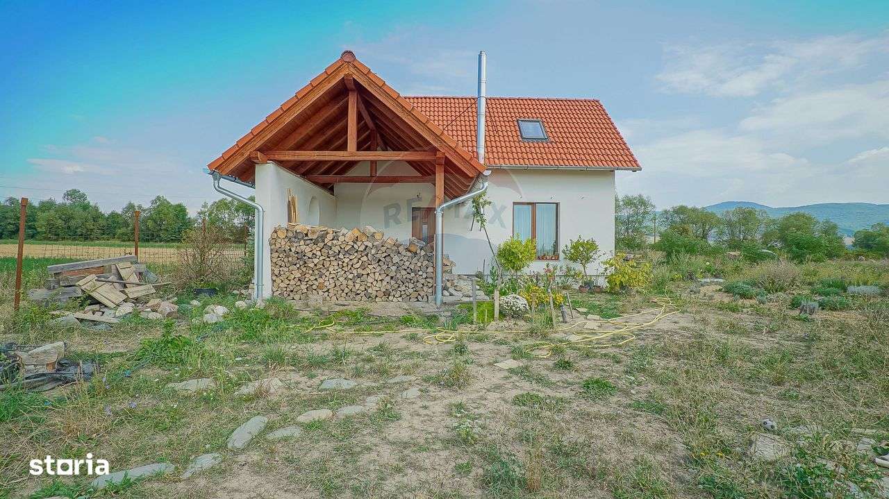 0% COMISION / Casă cu 3 camere si teren 28 500 mp , COVASNA - Imagine principală: 3/20