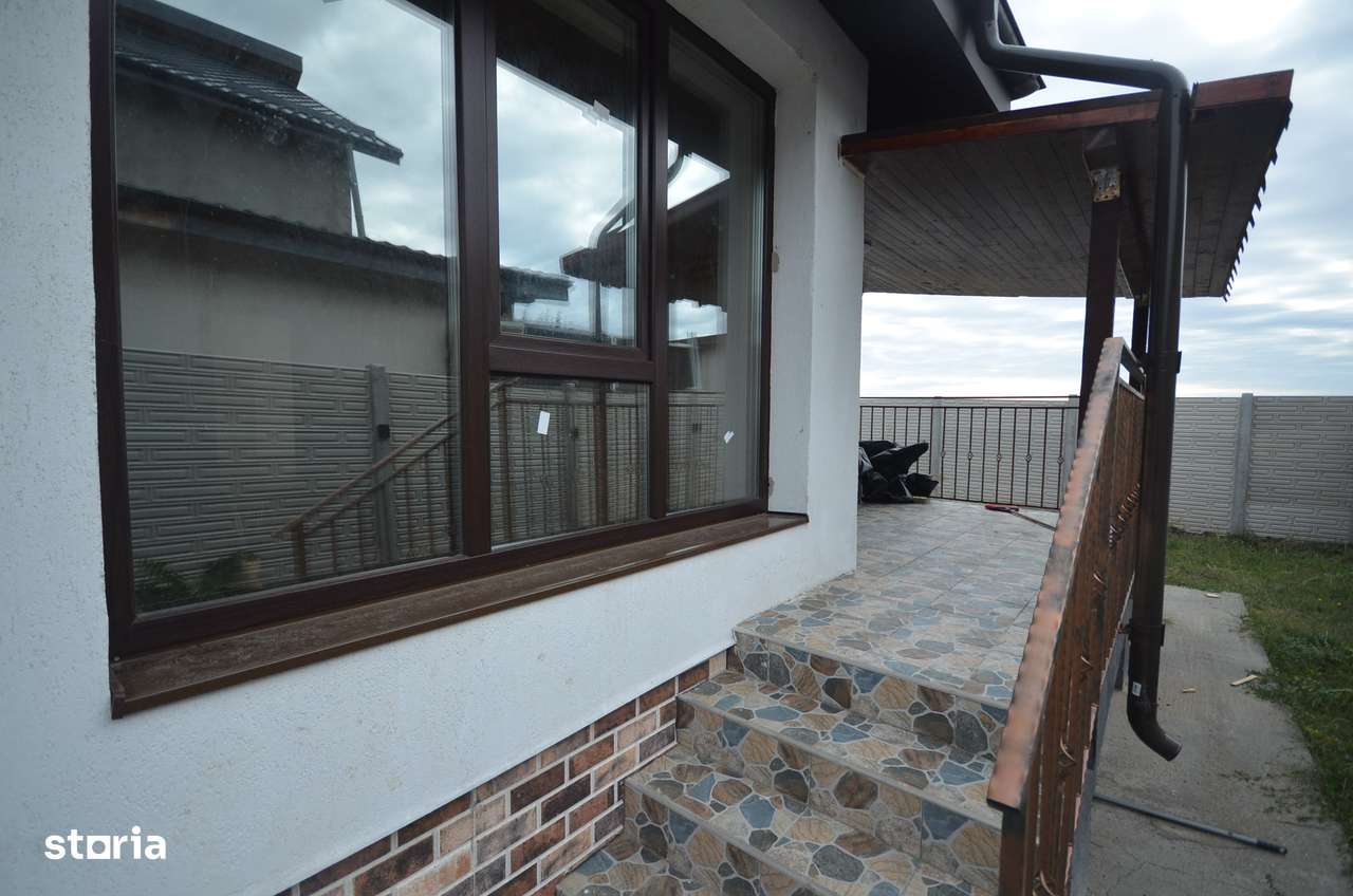 Casa individuala - POSIBILITATE RATE - Comuna Berceni - Imagine principală: 4/20