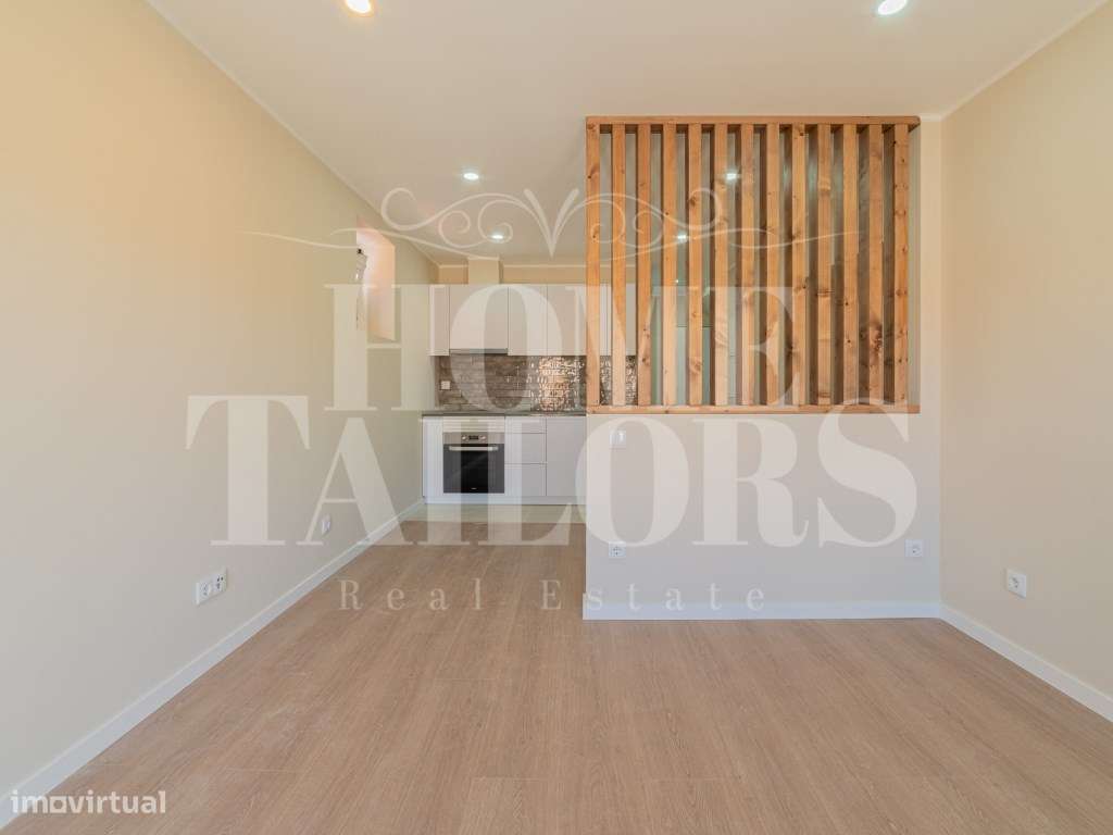 T0 no 2º Piso - Apartamento Renovado no Centro de Setúbal - Grande imagem: 3/9