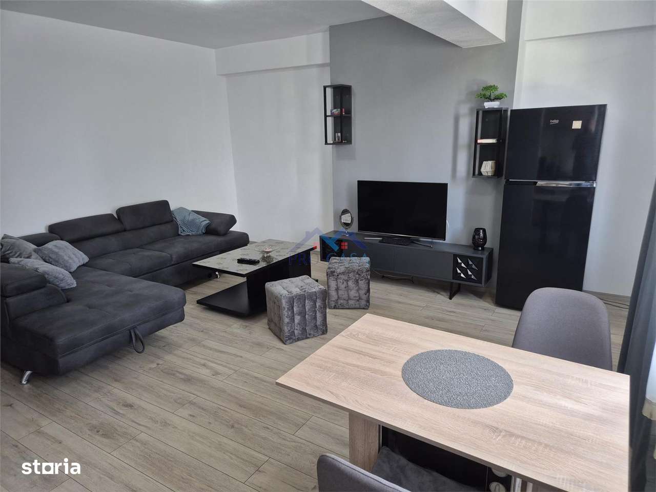 Apartament 2 camere, bloc 2016, parcare privata-3