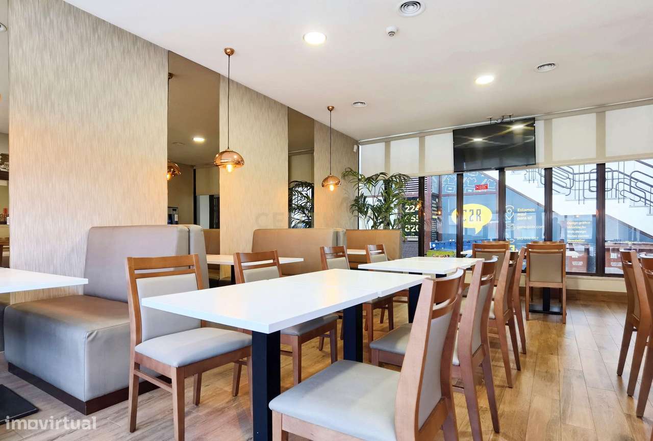 Café e snack-bar I Esplanada I Centro de Paredes I Trespasse - Grande imagem: 5/22