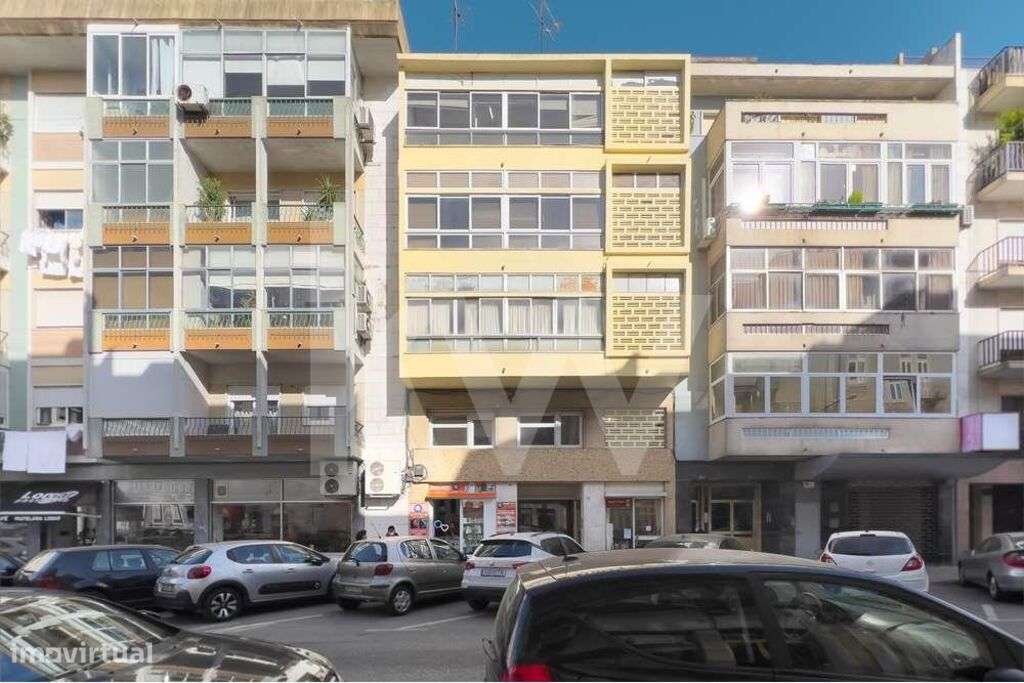 Loja de 20,83 m2 | Rua Tomás de Anunciação | Campo de Ourique - Grande imagem: 3/6