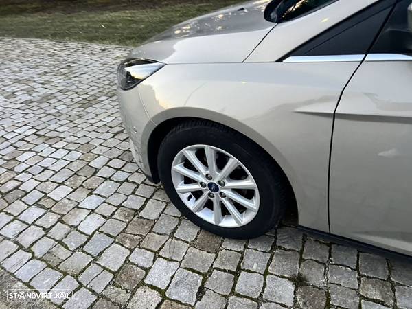 Ford Focus 1.0 EcoBoost S&S COOL&CONNECT DESIGN - 23