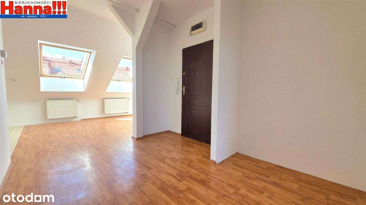 32m2+14m2 skosy. Blisko plaży. Tramwaju. Wolne.-2