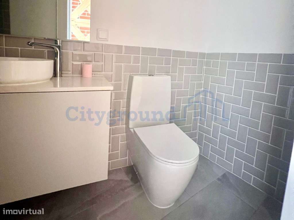 Exclusivo apartamento T2 de charme histórico e acabamentos de excel...-7