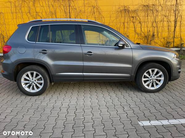 Volkswagen Tiguan 2.0 TDI DPF BlueMotion Technology Cup Sport & Style - 3