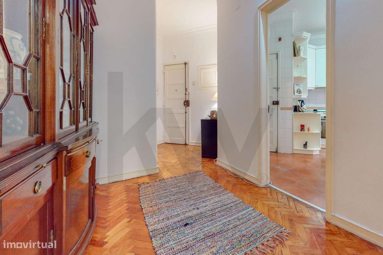 Arrendamento: T2, 93m2 área bruta, junto ao Mercado de Campo de Ouriqu - Grande imagem: 5/33