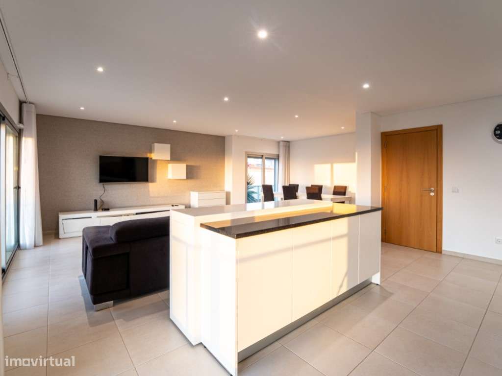 Excelente apartamento T3 com vista mar na Nazaré-5