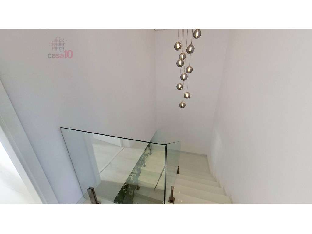 Penthouse Duplex T5 de Luxo, para venda no Montijo-22