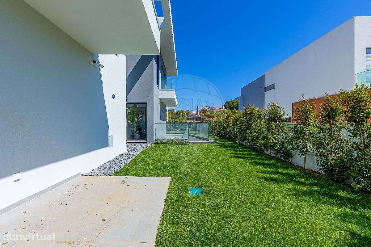 Moradia T5 para venda-40