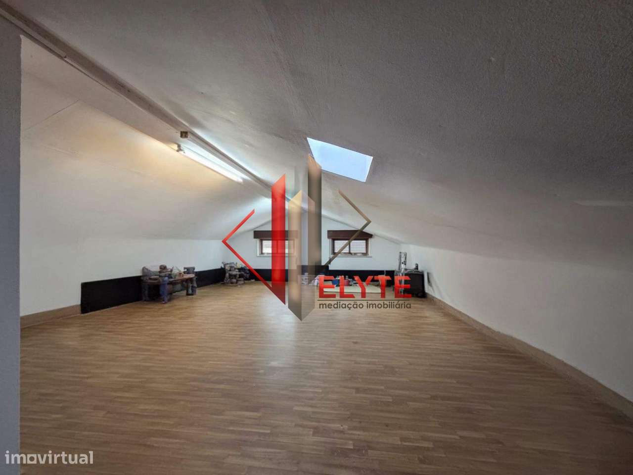 Andar Moradia c/ garagem em Samora Correia-27