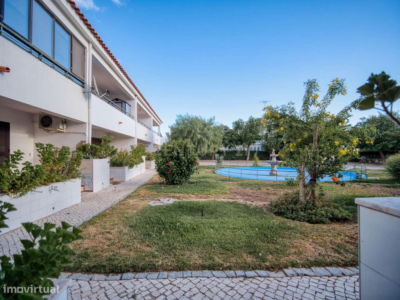 Apartamento T2 num Condomínio Fechado na Manta Rota - Algarve - Grande imagem: 4/48