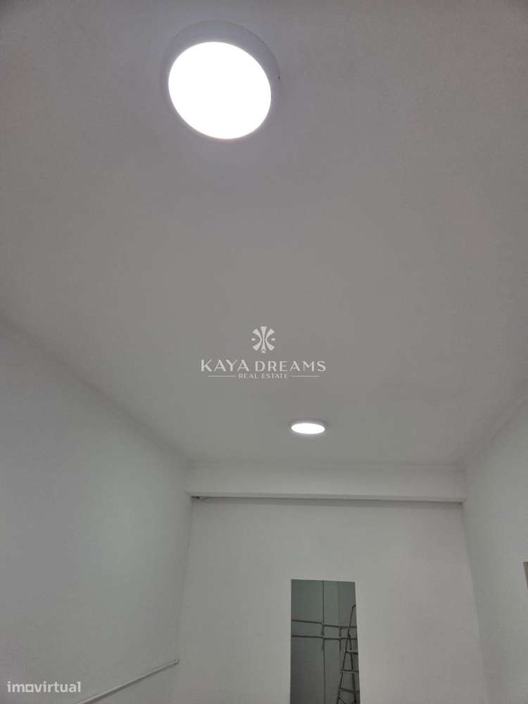 Loja em Odivelas, Póvoa de Santo Adrião-2